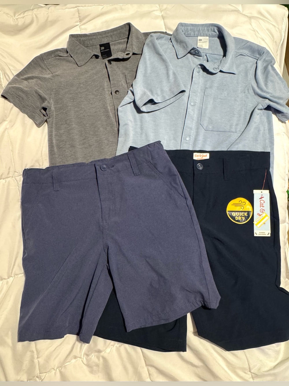 Boy’s all in motion / Cat & Jack Collared Shirt and Shorts Bundle